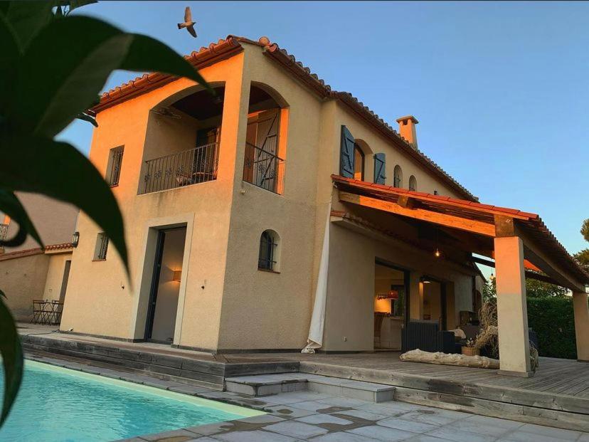 Le Petit Bali Spacieuse Villa Pour 8 Avec Piscine Saint-Cyprien  Exterior foto